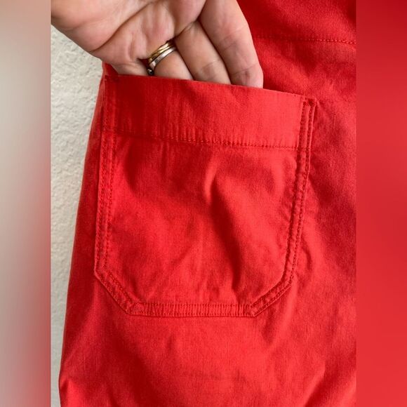Anthropologie High Waist short in Red 30 - Picture 4 of 9